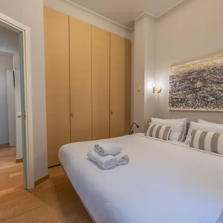 Cenacolo, Corso Magenta, Milan's Historic Center Lägenhet *